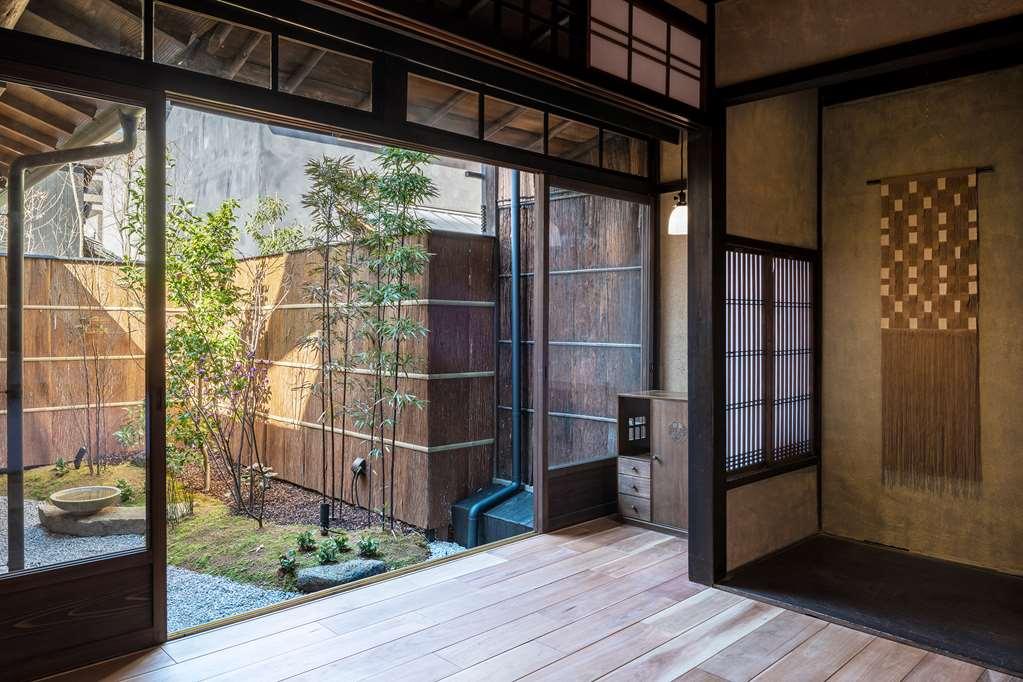 Nazuna Kyoto Gosho Rum bild